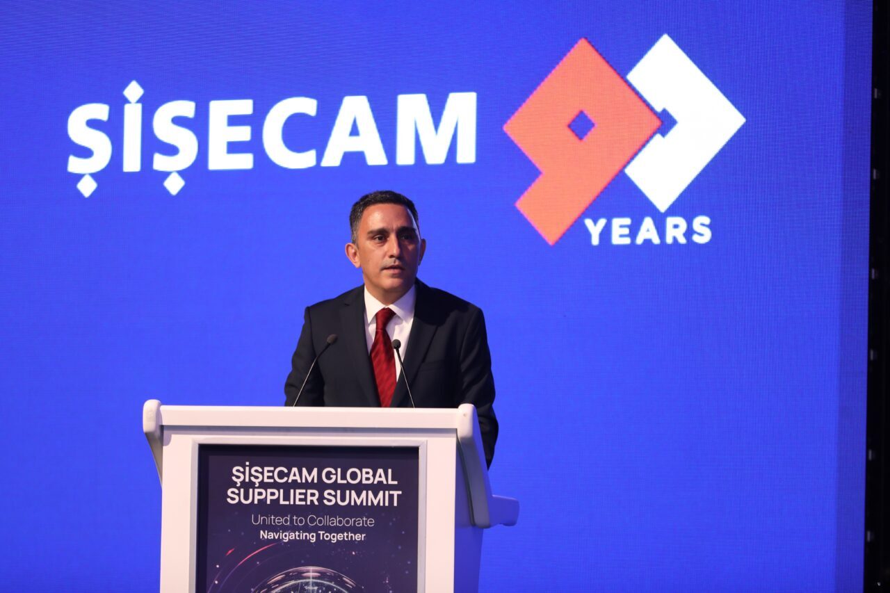 - Şişecam Genel Müdürü Can Yücel:
- "Tüm iş ortaklarımıza inovasyonu