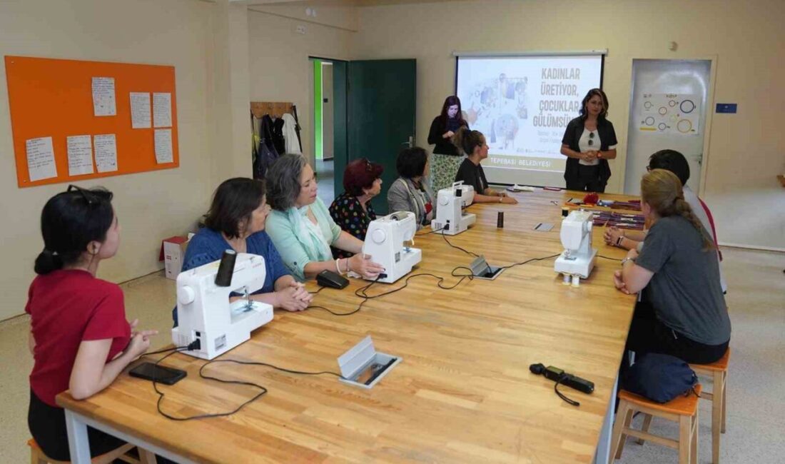 Tepebaşı Belediyesi tarafından hayata geçirilen “Kadınlar Üretiyor, Çocuklar Gülümsüyor” sloganıyla