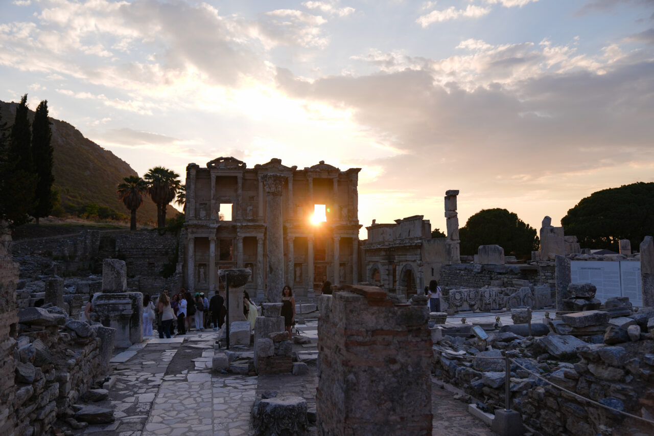 İZMİR (AA) – Türk Hava Yolları (THY), Türkiye'yi tanıtmak için