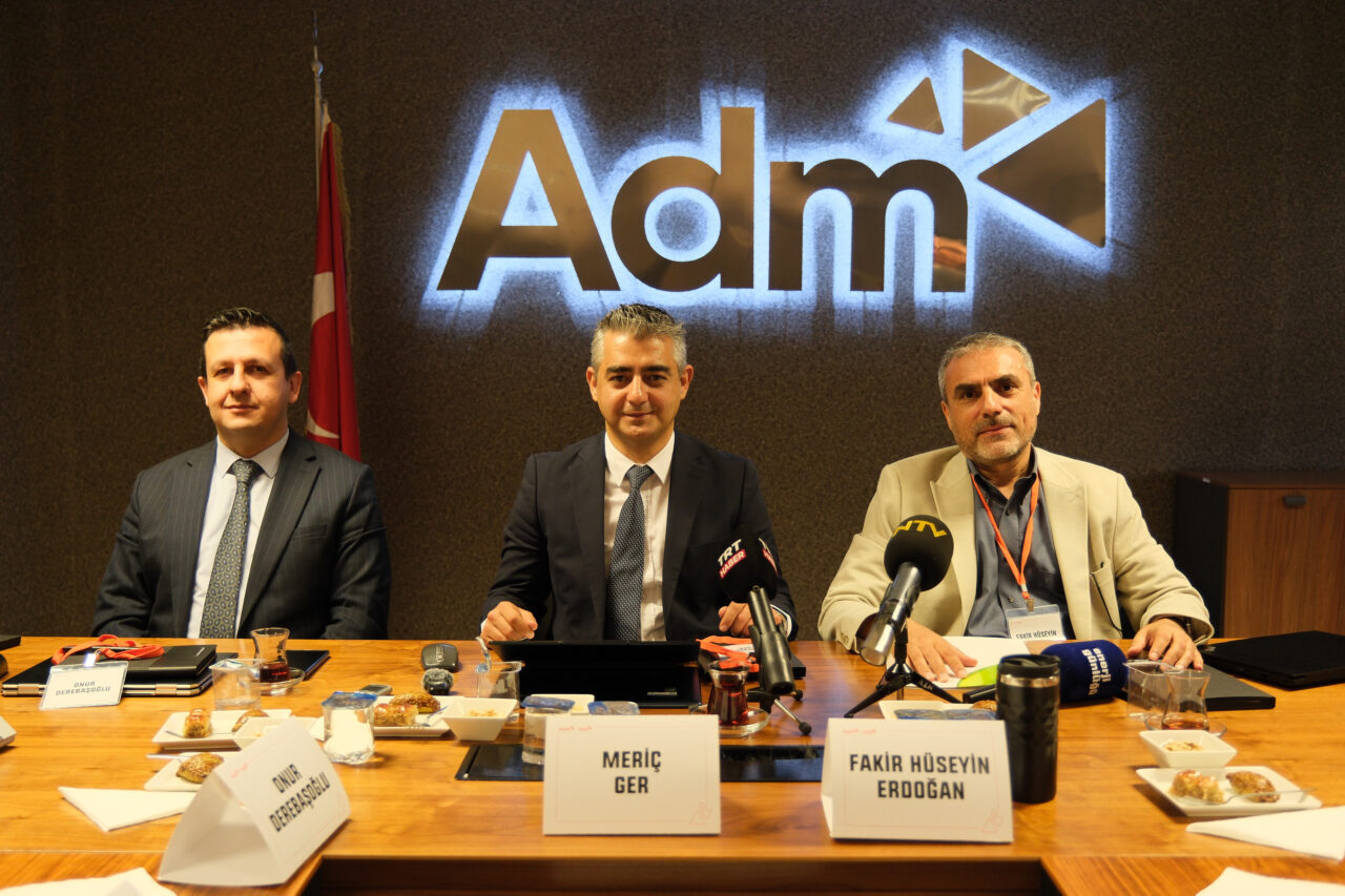 - Ege Bölgesi'nde 5 ilde yaklaşık 9,4 milyon nüfusa elektrik
