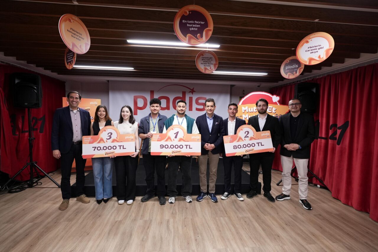 - Ülker CEO'su Özgür Kölükfakı:
- "Bugün burada, binlerce başvuru arasından