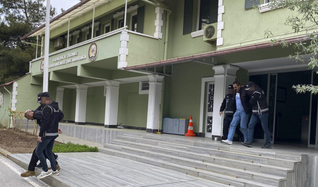 - Sakarya, Manisa, Kütahya, Denizli, Antalya, Şanlıurfa ve İzmir'de sahte