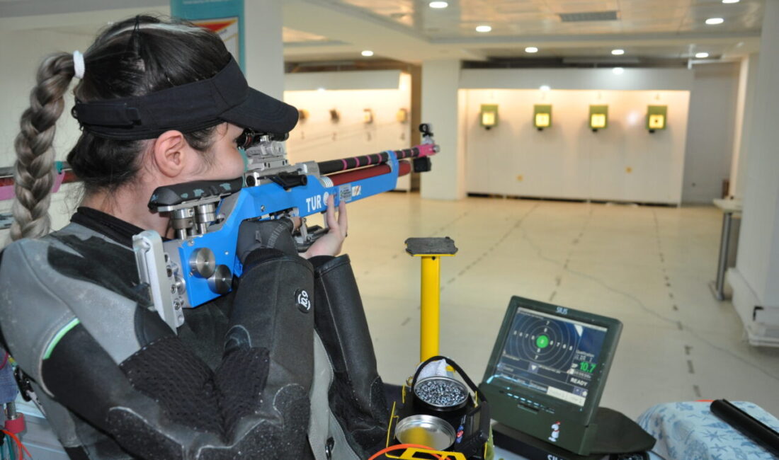 - Kütahyalı milli sporcu Hatice Yel:
- "Hedefimde mayıs ayında Almanya'da