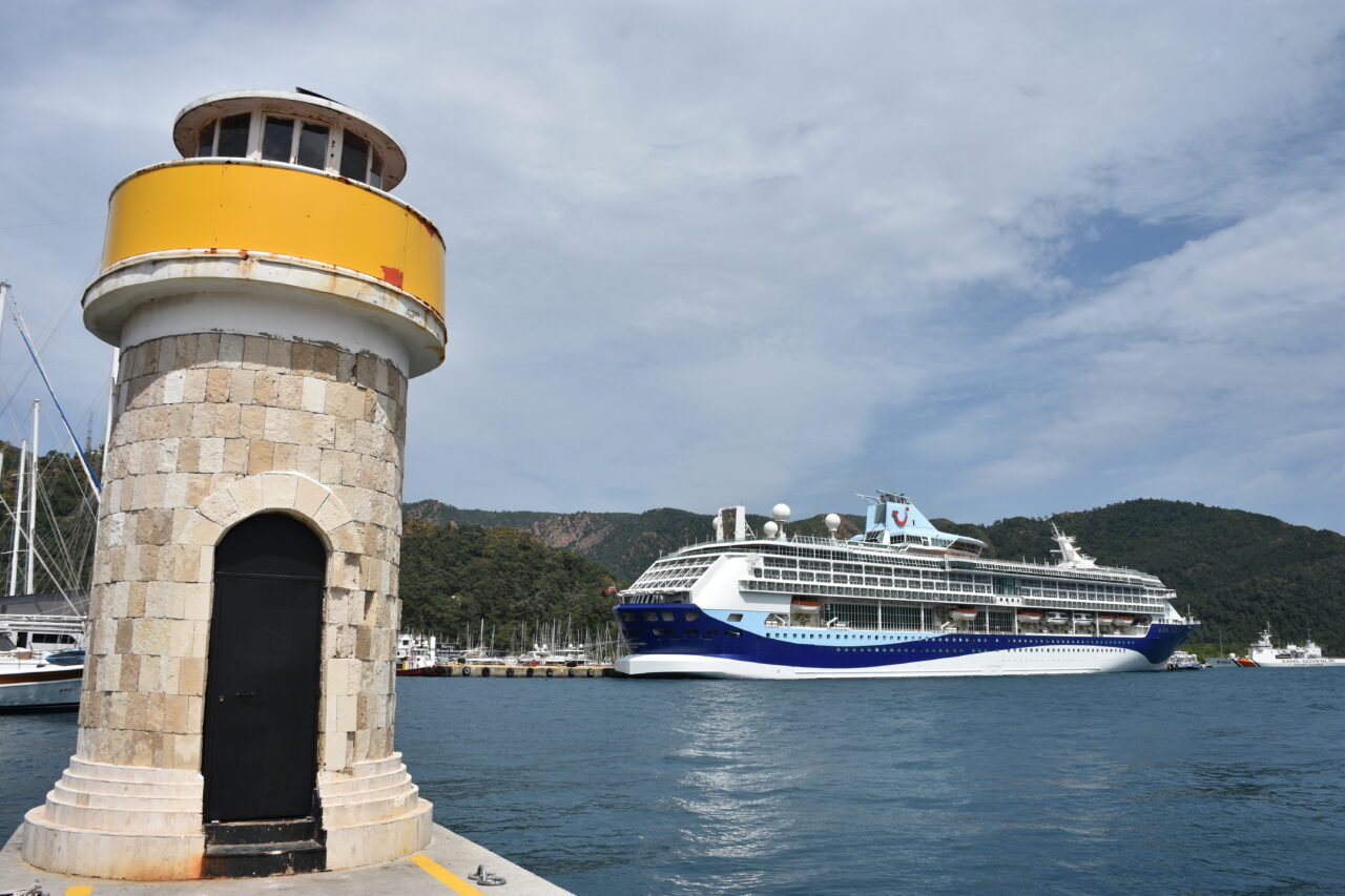 MUĞLA (AA) – Bahamalar bayraklı kruvaziyer " Marella Discovery 2",
