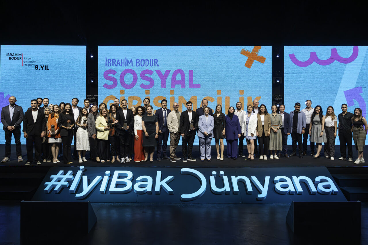 - Kale Grubu Başkanı ve CEO'su, KSV Mütevelli Heyeti Başkanı