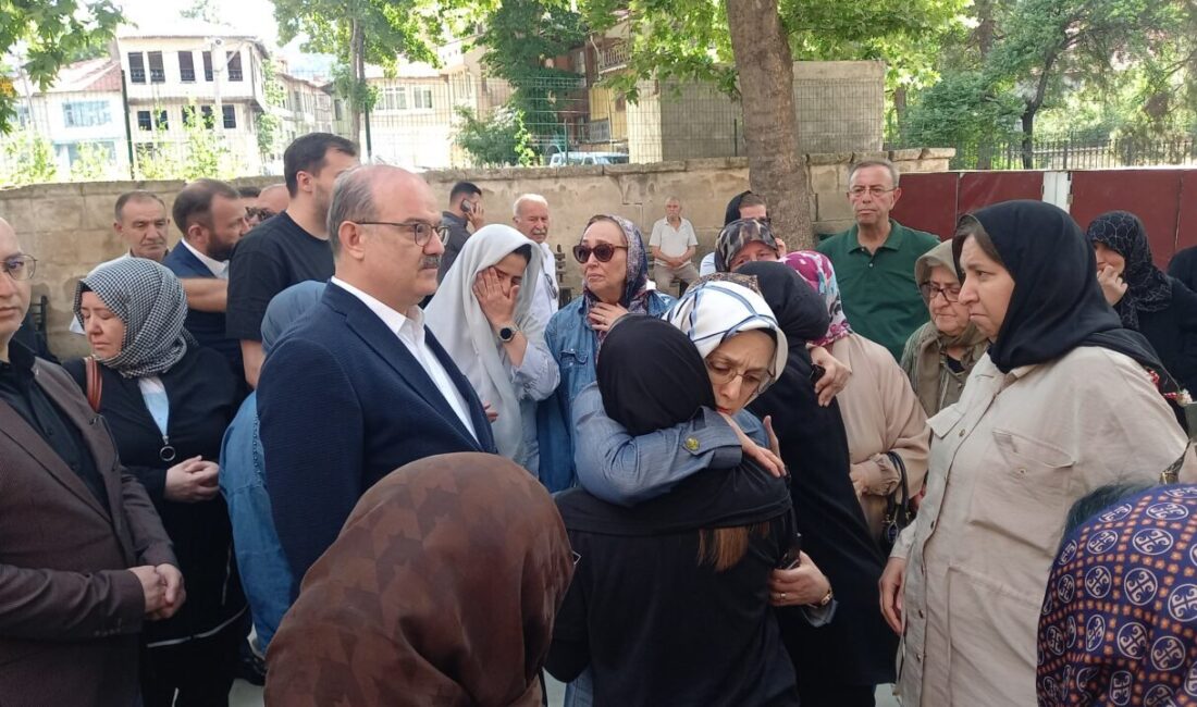 KÜTAHYA (AA) – AK Parti Kütahya İl Başkanı Ceyda Çetin