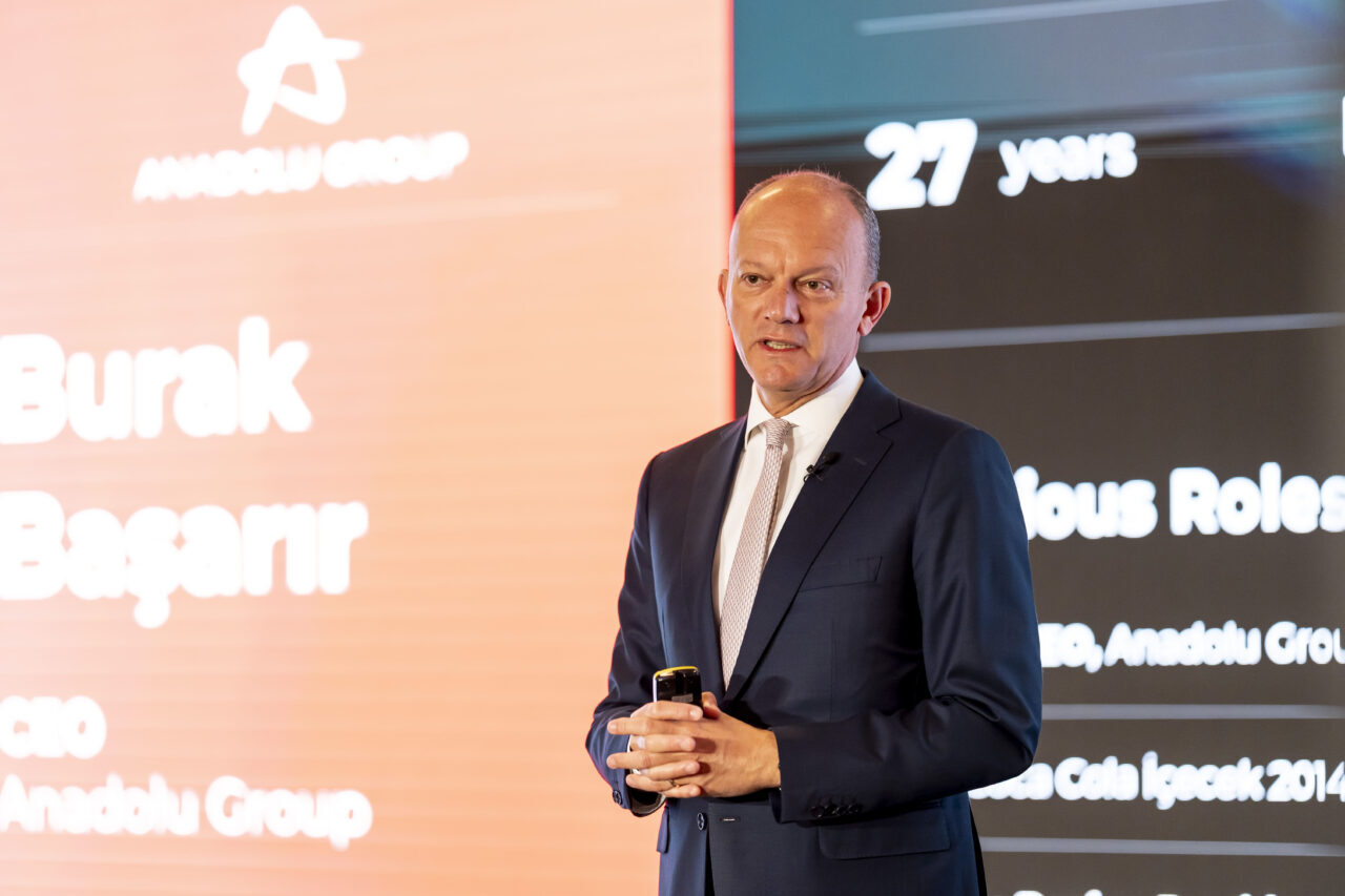- Anadolu Grubu Üst Yöneticisi (CEO) Burak Başarır:
- "Vizyon 2035