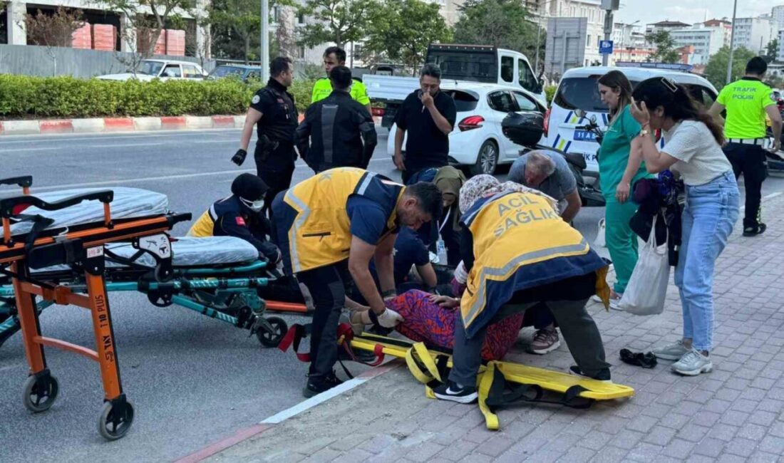 Bilecik’te emniyet şeridinde seyir halindeki motosikletin araçtan inen bir yayaya