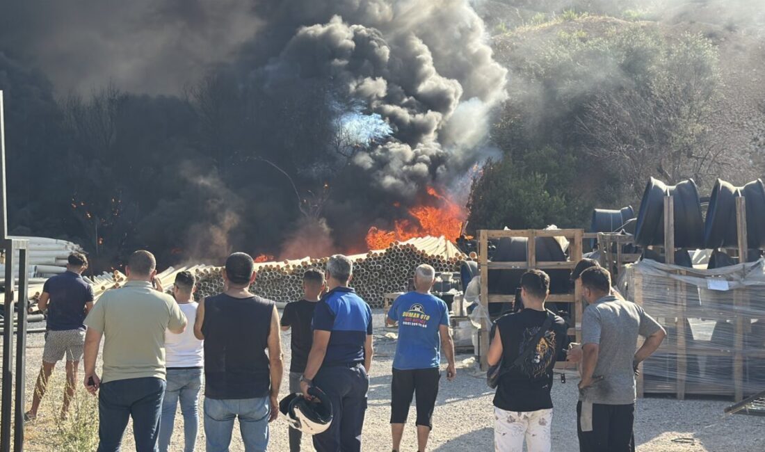MUĞLA (AA) – Muğla'nın Bodrum ilçesinde, plastik boruların depolandığı açık