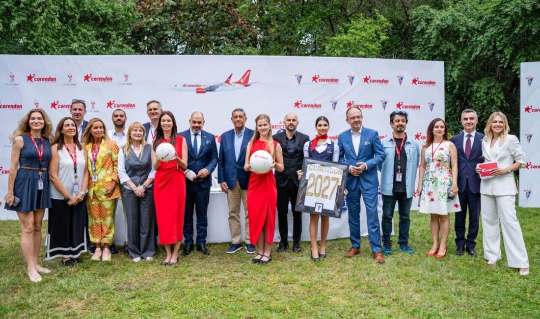 - Corendon Airlines Yönetim Kurulu Başkanı Yıldıray Karaer:
- "Kurulduğumuz günden