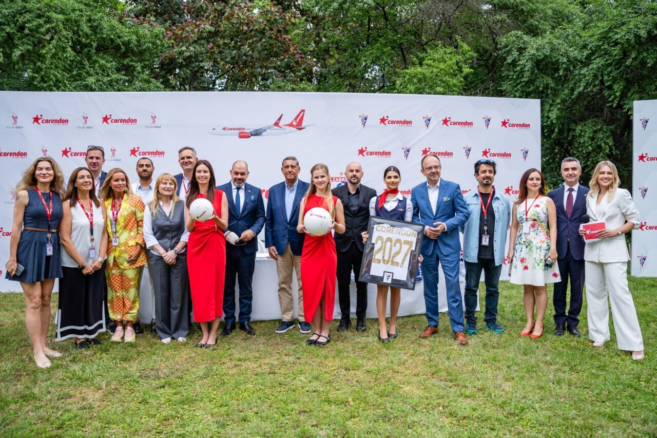 - Corendon Airlines Yönetim Kurulu Başkanı Yıldıray Karaer:
- "Kurulduğumuz günden