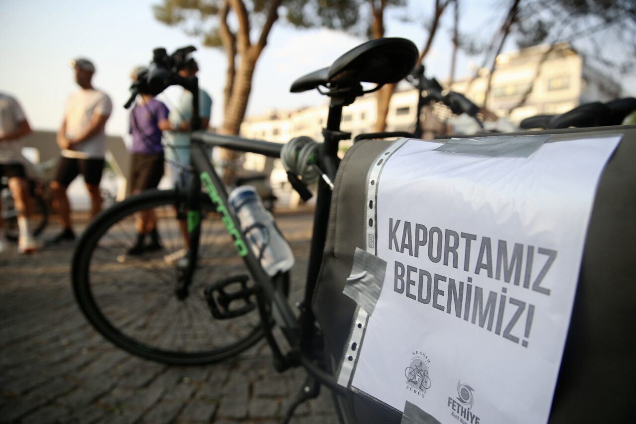 MUĞLA (AA) – Muğla'nın Fethiye ilçesinde bisiklet kazalarına dikkati çekmek