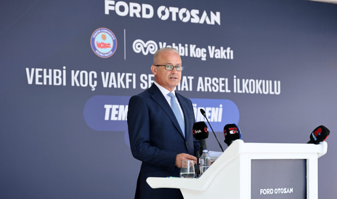 - Ford Otosan Genel Müdürü Güven Özyurt:
- "Gerçek başarı, içinde