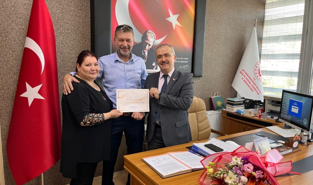 - Türkiye'de ilk kez uygulanan "Geçici Koruyucu Aile Hizmeti" modelinden