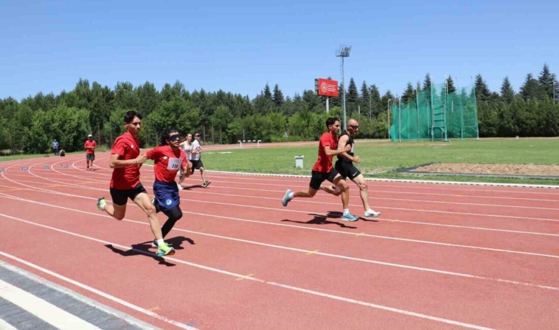 Eskişehir’de gerçekleştirilen ’Görme Engelliler Atletizm Türkiye Şampiyonası’ müsabakaları devam ediyor.