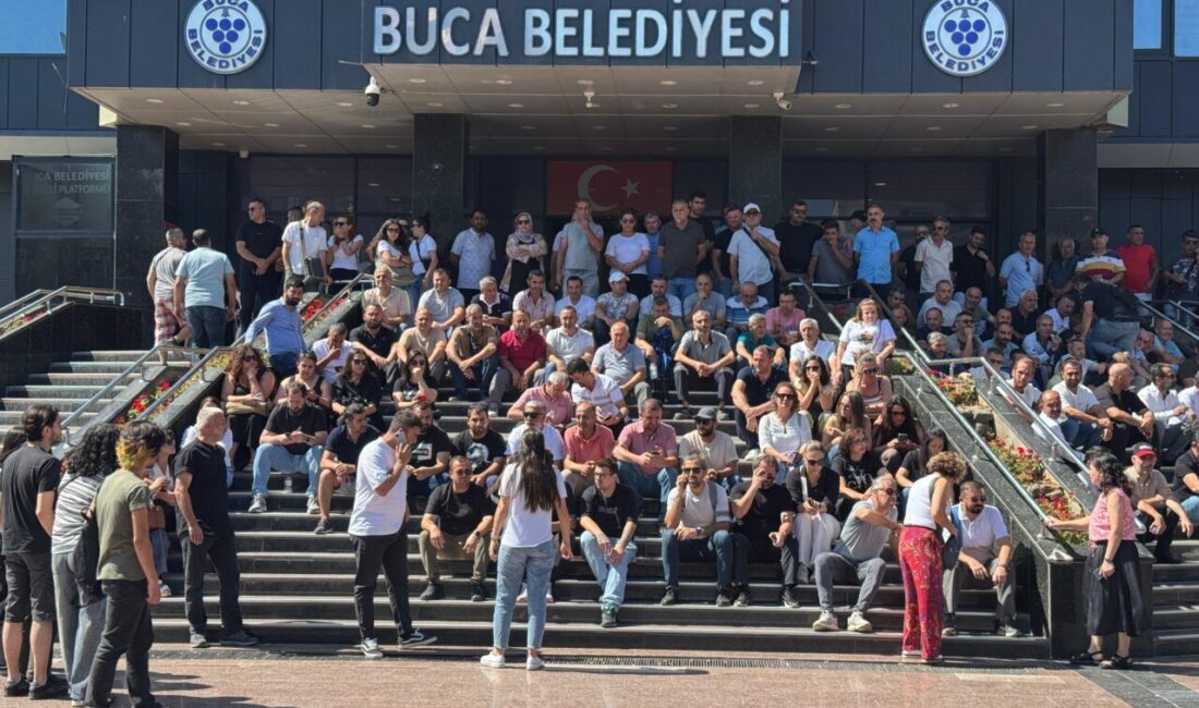 İZMİR (AA) – İzmir'in Buca ilçesinde belediye işçilerinin 6 gündür