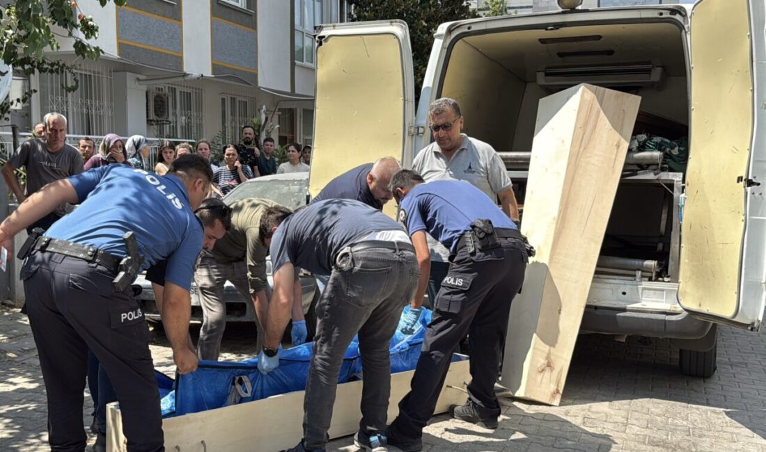 İZMİR (AA) – İzmir'in Tire ilçesinde tartıştığı eşini av tüfeğiyle