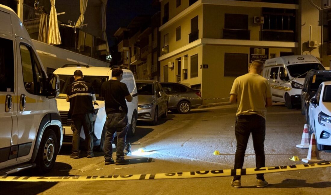 İZMİR (AA) – İzmir'in Buca ilçesinde çıkan silahlı kavgada 24