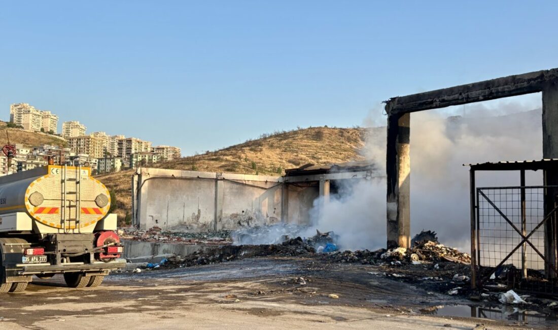İZMİR (AA) – İzmir'in Karşıyaka ilçesinde katı atık bertaraf tesisinde