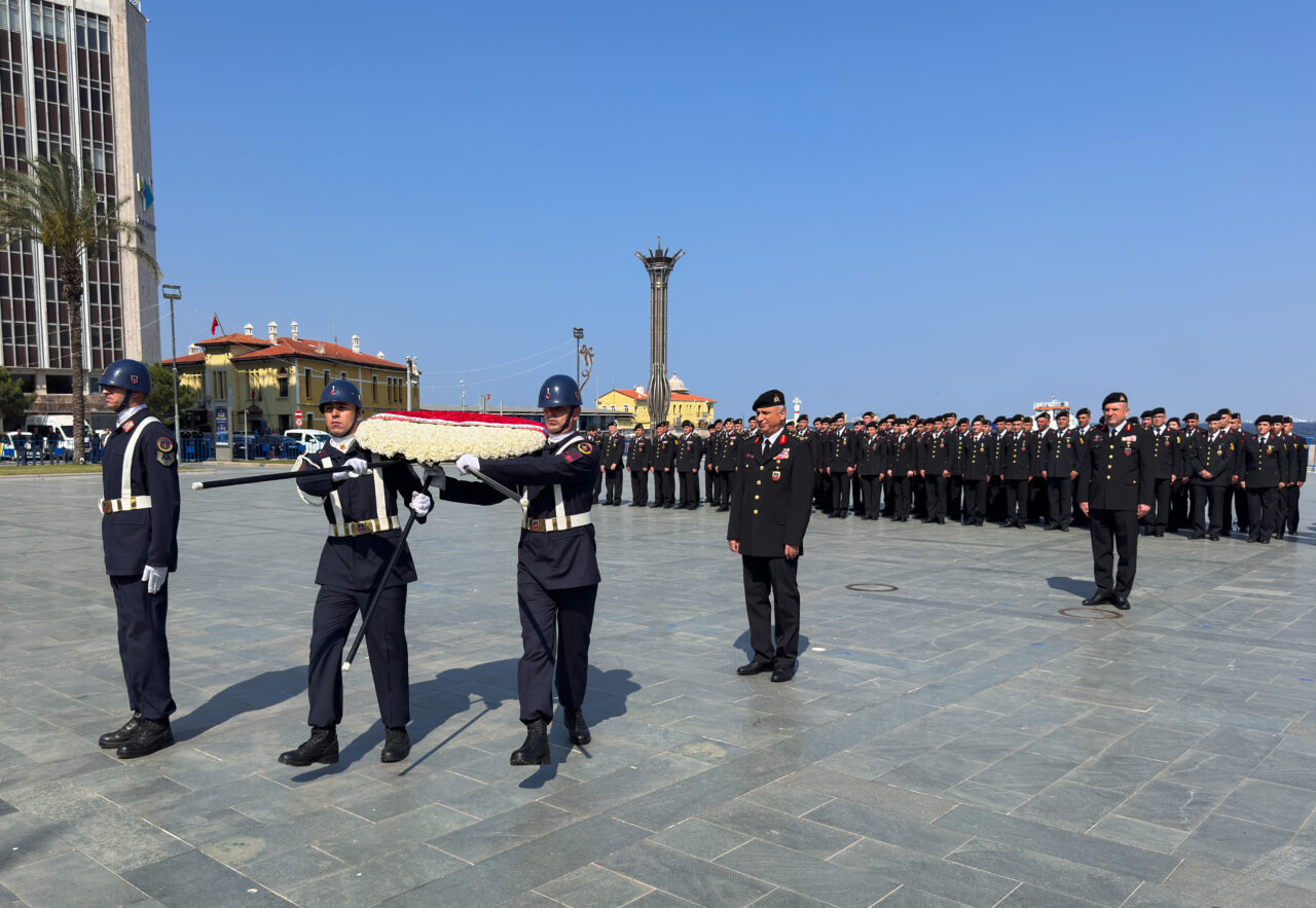 İZMİR (AA) – İzmir'de Jandarma teşkilatının 186'ncı kuruluş yıl dönümü