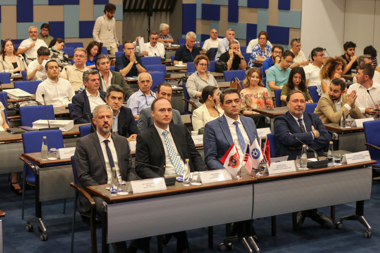 İZMİR (AA) – İzmir'de küçük ve orta büyüklükteki işletmelere (KOBİ)