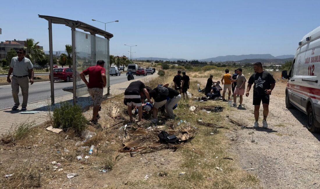 İZMİR (AA) – İzmir'in Menderes ilçesinde motosikletin otobüs durağında bekleyen