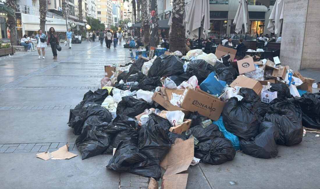 - Vatandaşlar, Genel-İş Sendikasına üye işçilerin grevi nedeniyle kentte toplanmayan