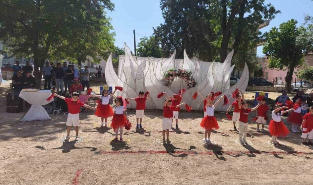 Afyonkarahisar Basmakçı Kaymakamı Bilal Çelik, Öğretmen Habibe Eren Anaokulu tarafından