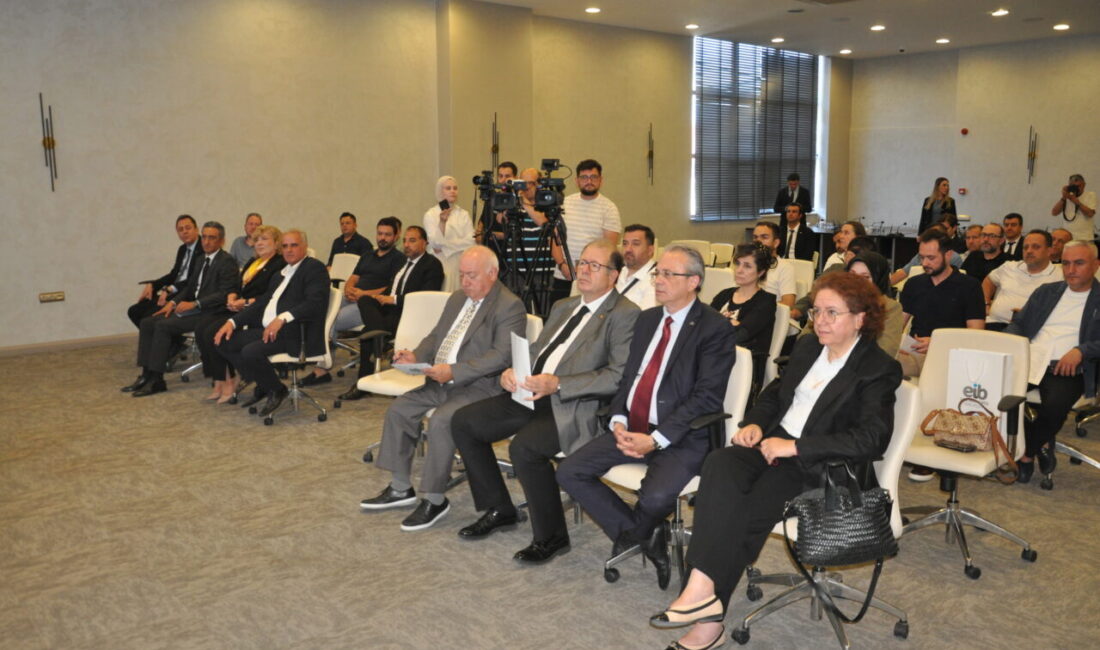 KÜTAHYA (AA) – Ege İhracatçı Birlikleri (EİB) tarafından "Kütahya İş