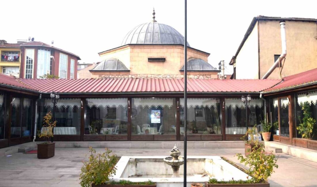Kütahya Kültür Sanat Derneği üyesi, Arkeolog ve Emekli Kütahya Müze