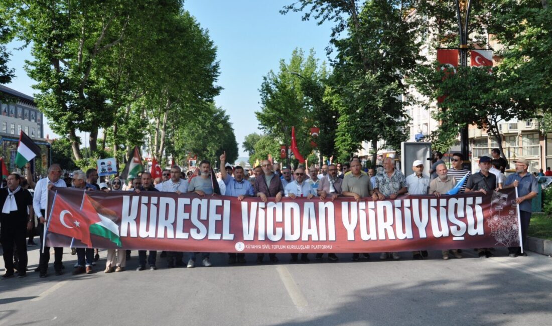 KÜTAHYA (AA) – Kütahya'da, İsrail'in Gazze'ye yönelik saldırılarını protesto etmek