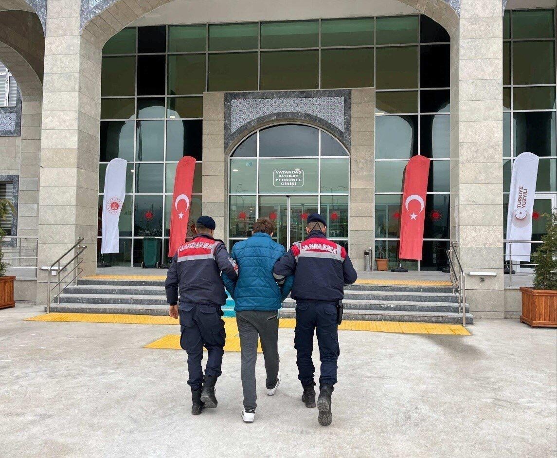 KÜTAHYA (AA) – Kütahya'da bazı suçlardan aranması bulunan 85 kişi