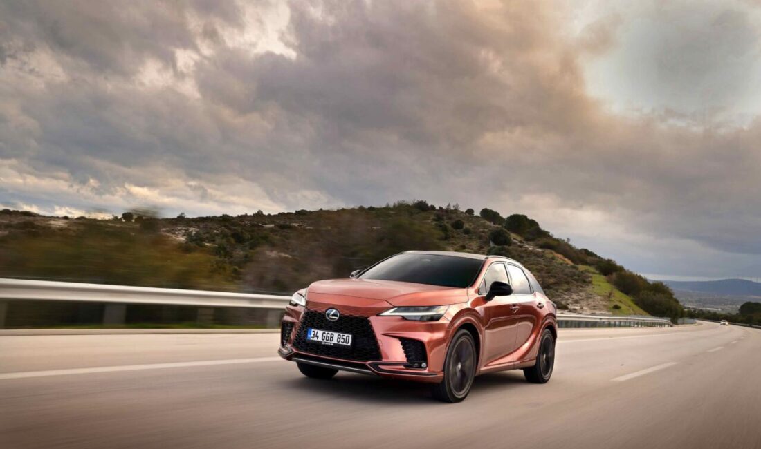 İSTANBUL (AA) – Lexus, haziran boyunca LBX ve RX SUV