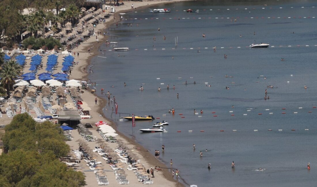 MUĞLA (AA) – Kurban Bayramı dolayısıyla Muğla'nın Bodrum, Ula, Marmaris
