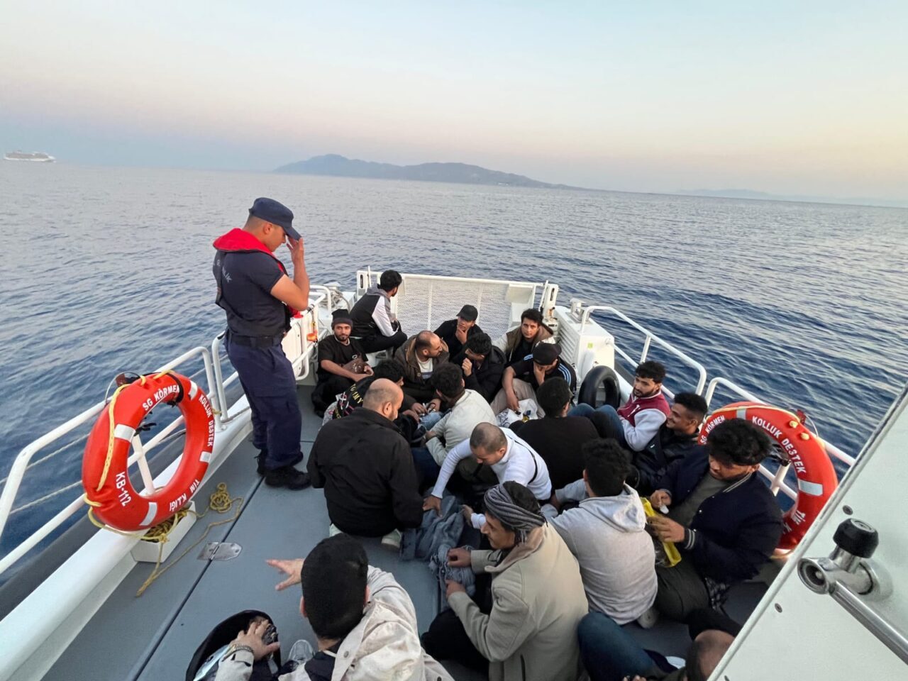 - Göçmen kaçakçısı olduğu iddiasıyla yakalanan şüpheli gözaltına alındı