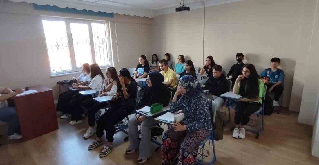 Odunpazarı Belediyesi, sosyal belediyecilik anlayışını eğitime verdiği destekle sürdürüyor. Belediye,