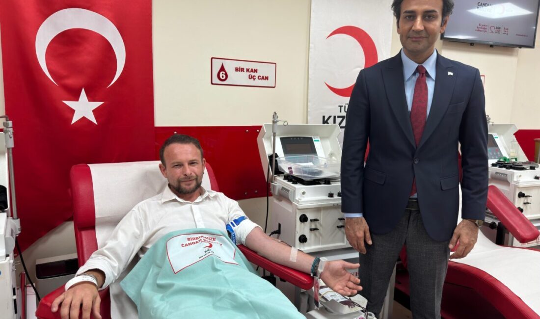 - İzmir'de rahatsızlanan annesine kan bulunamaması üzerine başladığı kan bağışında