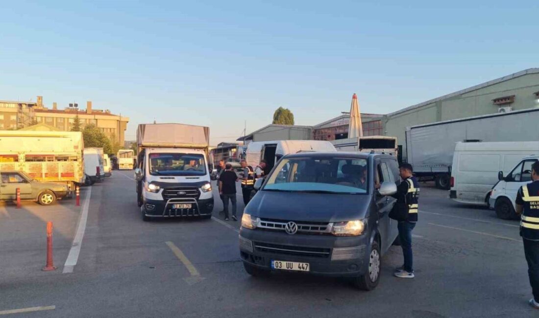 Afyonkarahisar Defterdarlığı tarafından sebze ve meyve toptancı halinde sabah erken