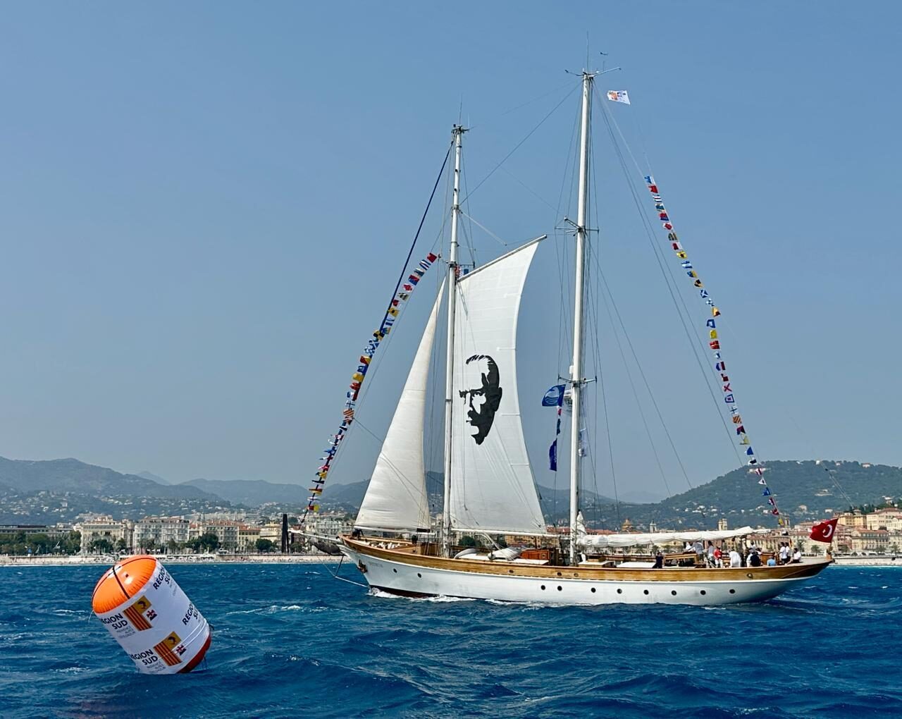 MUĞLA (AA) – Cumhuriyet'in ilk yelkenli okul gemisi STS Bodrum'a,