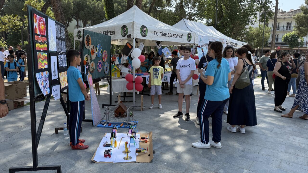 İZMİR (AA) – İzmir'in Tire ilçesinde, İl Milli Eğitim Müdürlüğünce