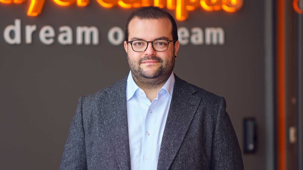 - Trendyol Grubu CEO'su Erdem İnan:
- "İstihdamdan ihracata Türkiye ekonomisinin