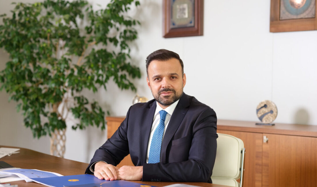 - Turkcell Genel Müdürü Ali Taha Koç:
- "Bugüne kadar olduğu