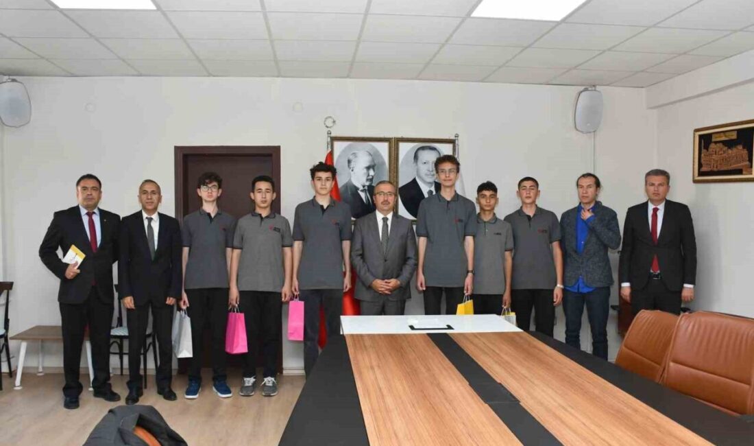 Eskişehir’den 17. Uluslararası MEB Robot Yarışması’na katılıp derece elde eden