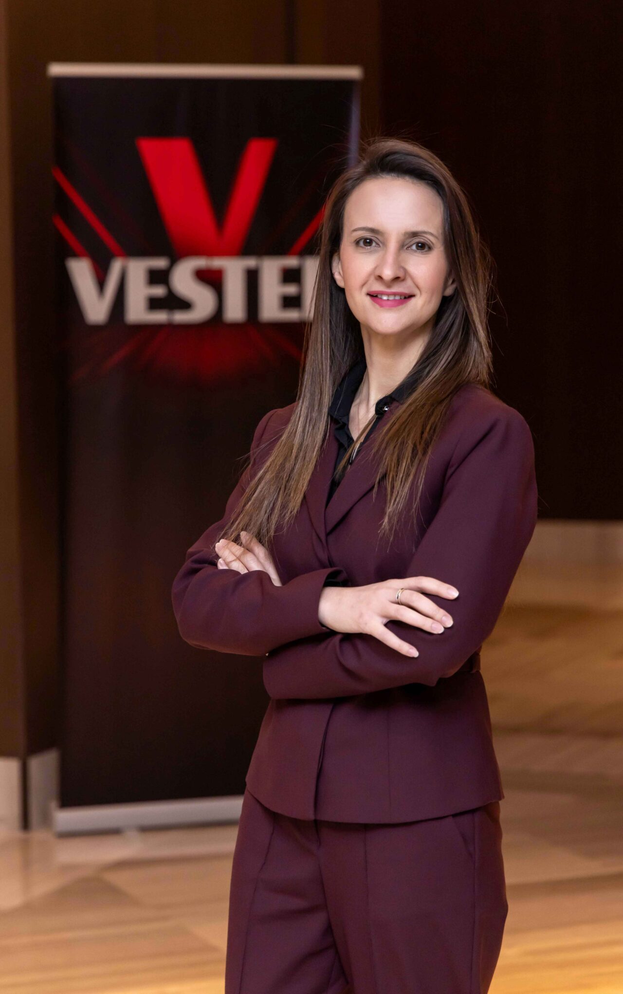 - Vestel Pazarlama Genel Müdürü Duygu Badem Uylukçuoğlu:
- "Tüm iş