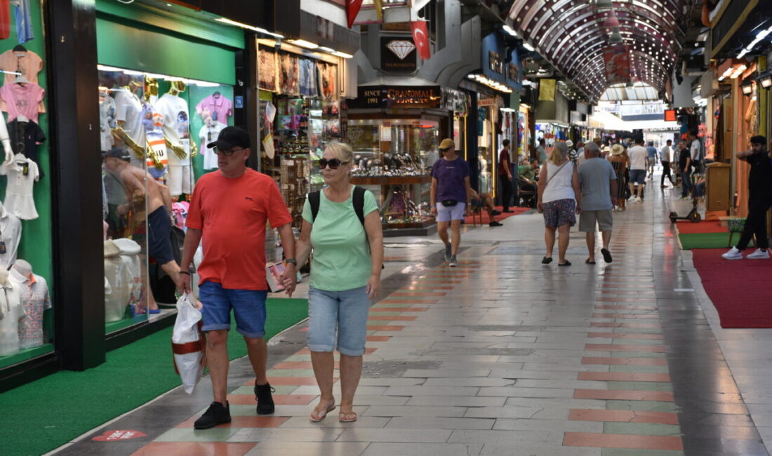 MUĞLA (AA) – Bahamalar bayraklı kruvaziyer " Marella Discovery 2",