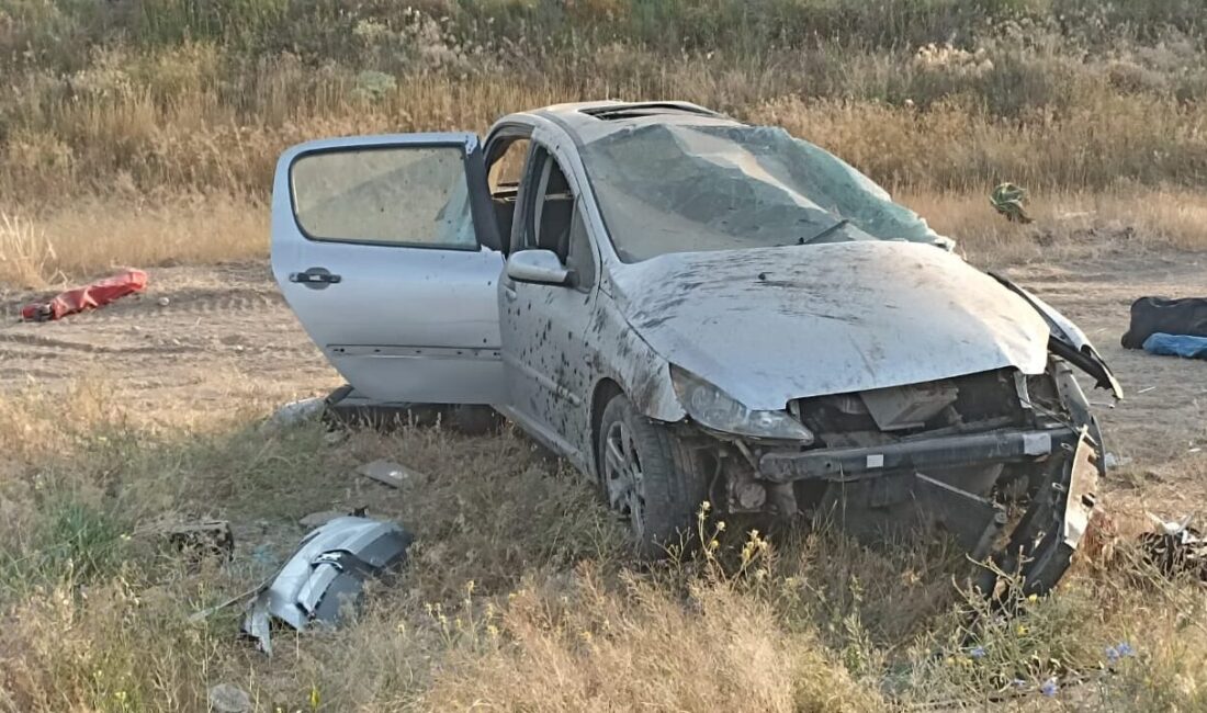 AFYONKARAHİSAR (AA) – Afyonkarahisar'da devrilen otomobildeki 1 kişi hayatını kaybetti,