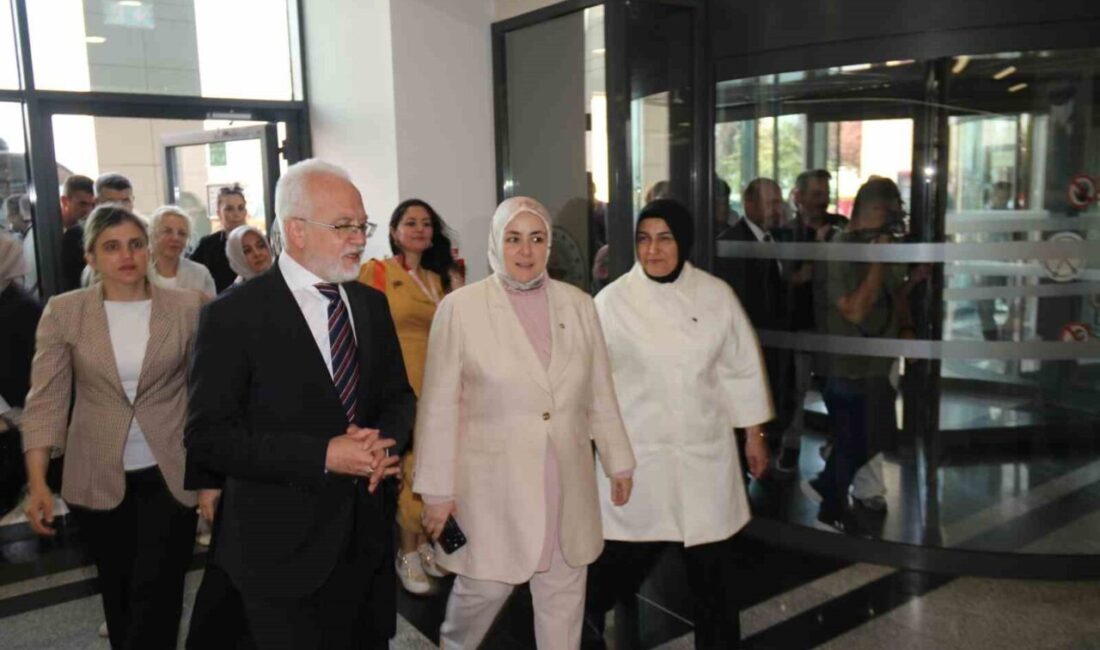 AK Parti İstanbul Milletvekili ve AK Parti Genel Merkez Kadın