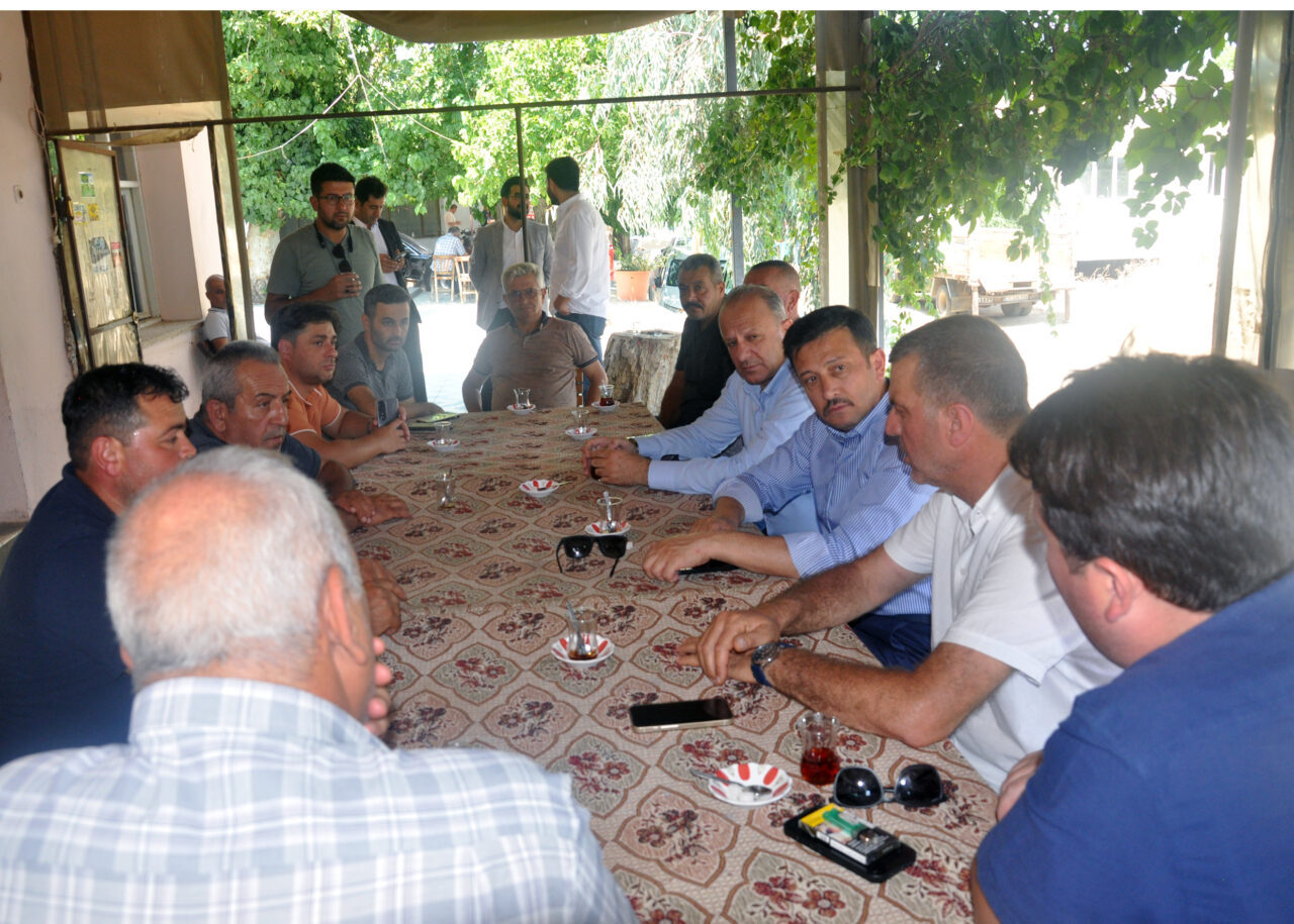 İZMİR (AA) – AK Parti MKYK üyesi Hamza Dağ, İzmir'in