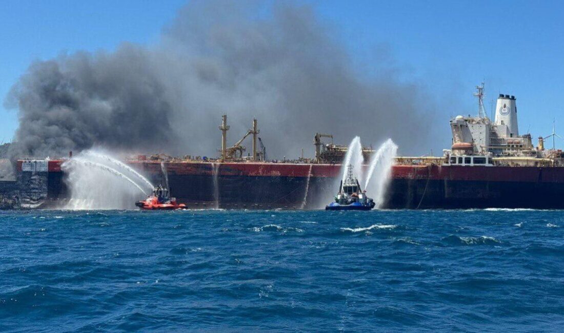 İZMİR (AA) – İzmir'de Aliağa Limanı'nda sökümü yapılan tanker gemisinde