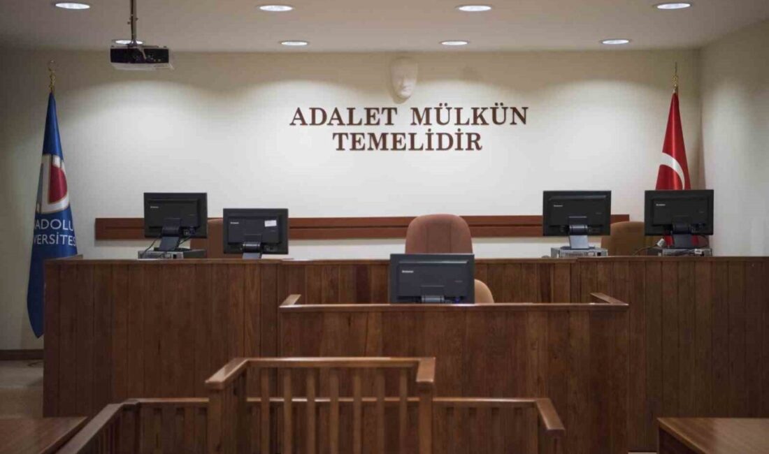 Anadolu Üniversitesi Hukuk Fakültesi, köklü yapısı, güçlü akademik kadrosu, uluslararası